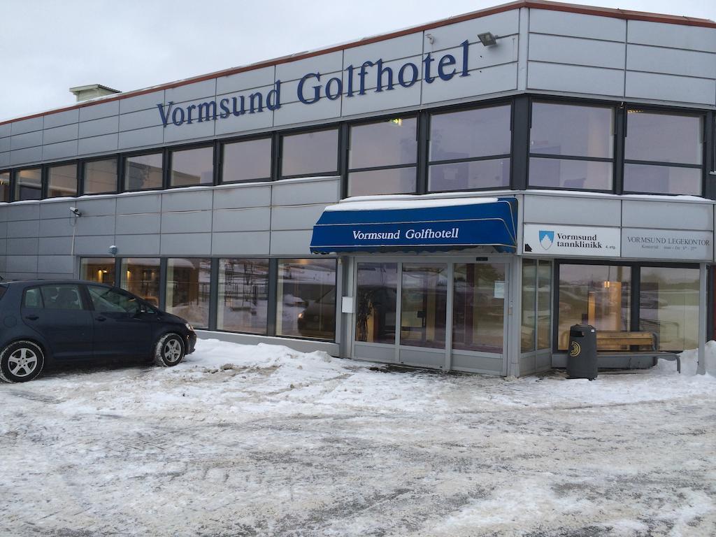 Vormsund Golf Hotell Bed Breakfast ภายนอก รูปภาพ